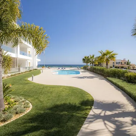 Apartment 5 Beach View In Porto De Mos 150 Metres From The Beach!