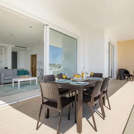 Apartment 5 Beach View In Porto De Mos 150 Metres From The Beach! *