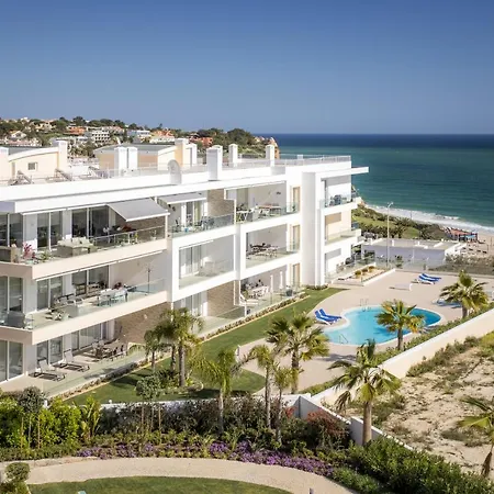 Apartment 5 Beach View In Porto De Mos 150 Metres From The Beach! *
